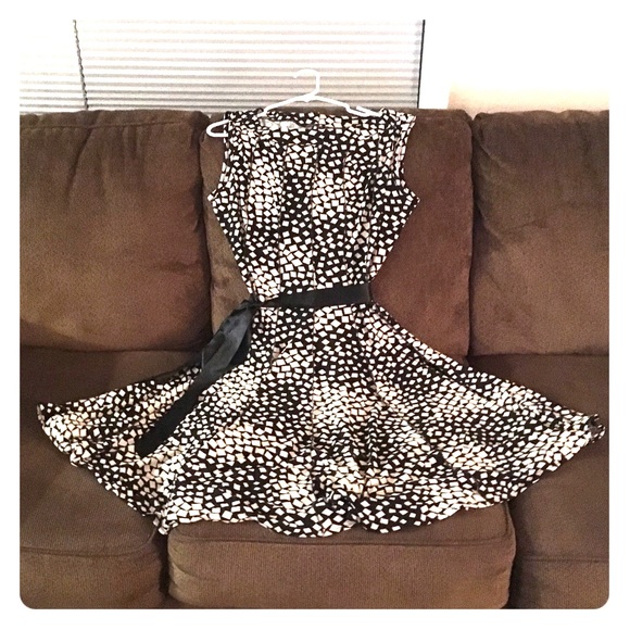 Comfy Stretchy Dress - Picture 1 of 5